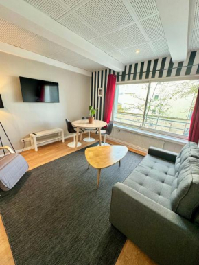 Appartement lumineux et rénové près de Montmartre 